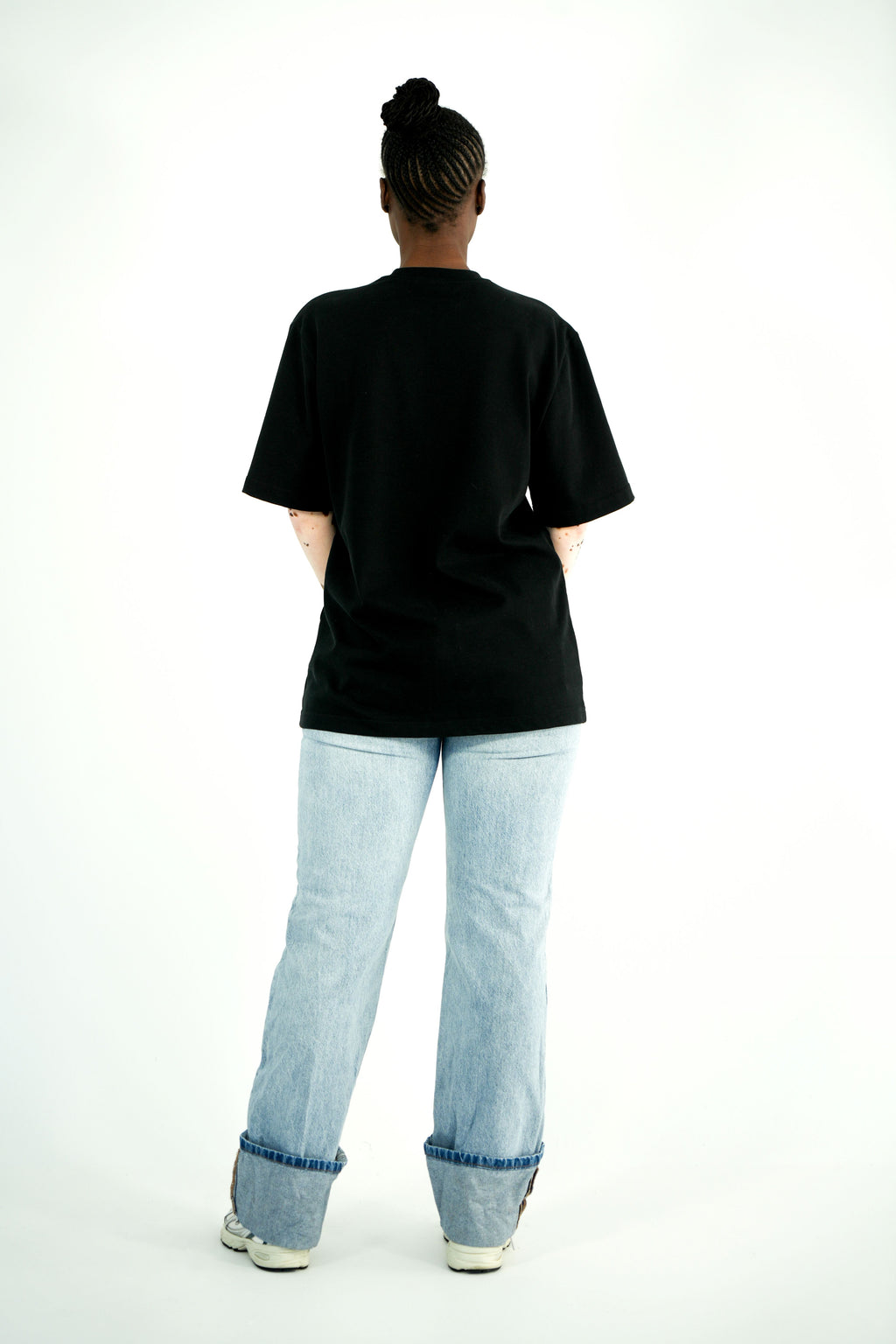 T-SHIRT BRODÉ NOIR